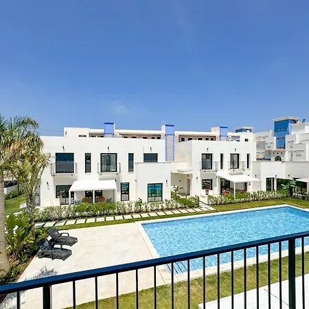 Casa 5 Posidonia Nyaraló *