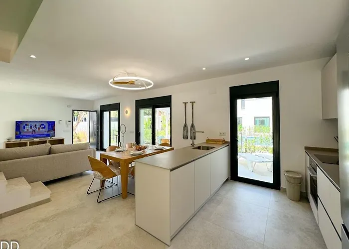 Casa 5 Posidonia Nyaraló